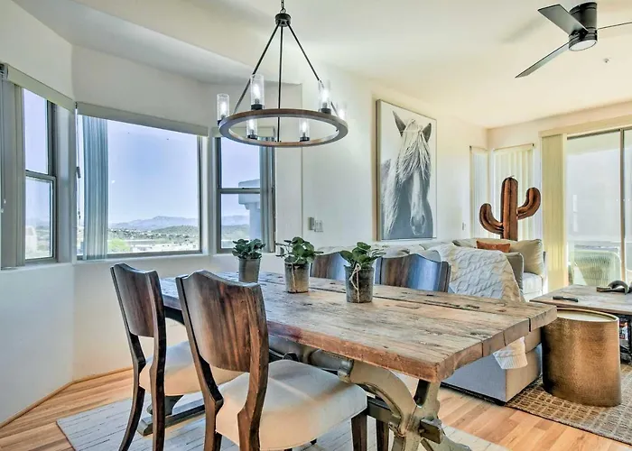 Pool Access: Mountain-view In Holiday home Fountain Hills