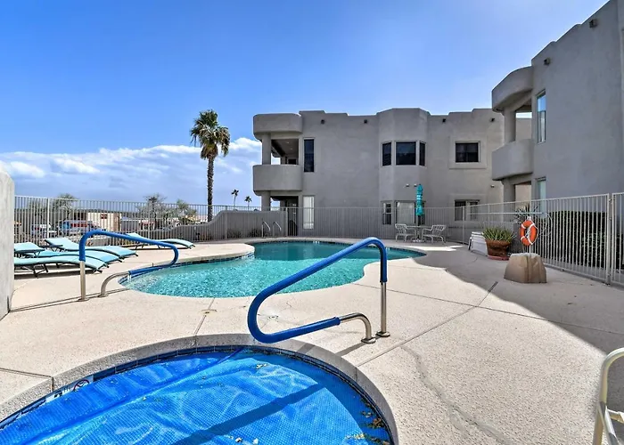Holiday home Pool Access: Mountain-view In